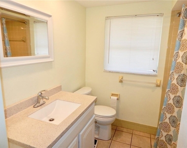 8034 Jasmine Boulevard - Photo Thumbnail 10