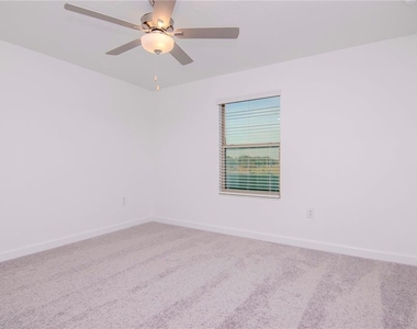 3210 Bryant Park Drive - Photo Thumbnail 32