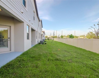 3210 Bryant Park Drive - Photo Thumbnail 43