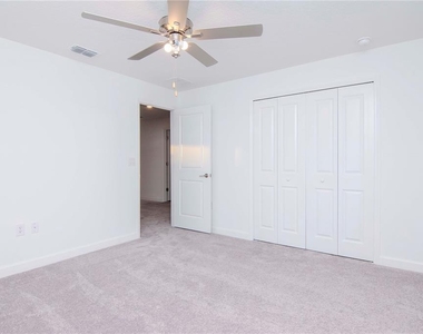 3210 Bryant Park Drive - Photo Thumbnail 36