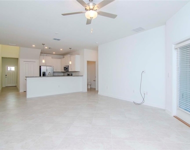 3210 Bryant Park Drive - Photo Thumbnail 12
