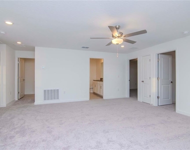 3210 Bryant Park Drive - Photo Thumbnail 20