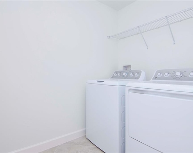 3210 Bryant Park Drive - Photo Thumbnail 29