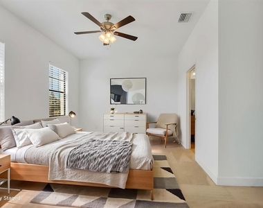 5808 Circa Fishhawk Boulevard - Photo Thumbnail 8