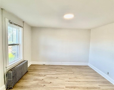 4067 Newburg Road - Photo Thumbnail 7