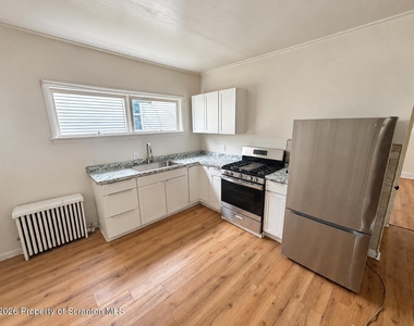438 14th Avenue - Photo Thumbnail 7
