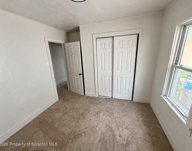 438 14th Avenue - Photo Thumbnail 12
