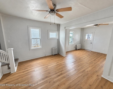 438 14th Avenue - Photo Thumbnail 3