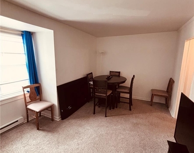 34 Penn Street S - Photo Thumbnail 11