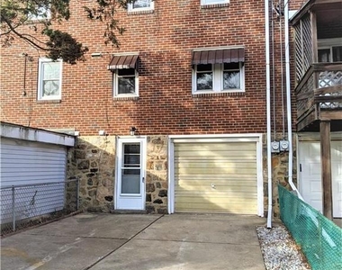 703 Spring Street - Photo Thumbnail 15
