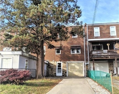 703 Spring Street - Photo Thumbnail 16