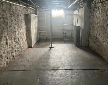 528 Centre Street - Photo Thumbnail 25