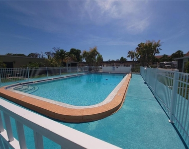 6340 Providence Circle - Photo Thumbnail 9