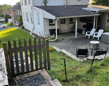1906 3rd Street - Photo Thumbnail 10