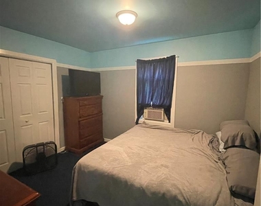 1906 3rd Street - Photo Thumbnail 3