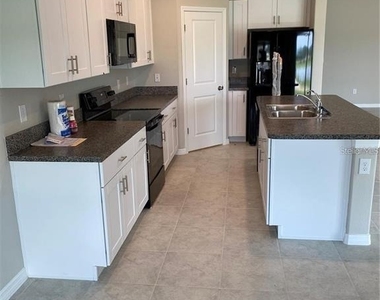 7038 Samuel Ivy Dr Drive - Photo Thumbnail 4