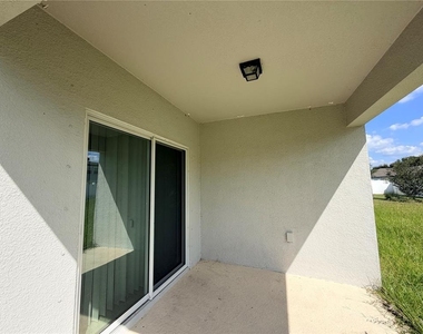 9643 Summers Cay Circle - Photo Thumbnail 15