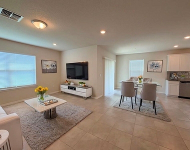 9643 Summers Cay Circle - Photo Thumbnail 6