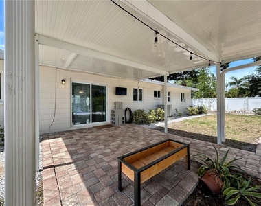 295 59th Avenue Ne - Photo Thumbnail 18