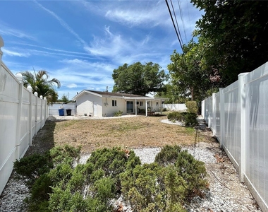 295 59th Avenue Ne - Photo Thumbnail 20