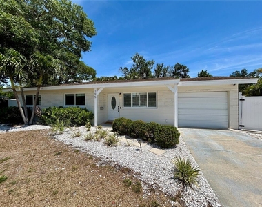 295 59th Avenue Ne - Photo Thumbnail 1
