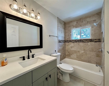 295 59th Avenue Ne - Photo Thumbnail 8
