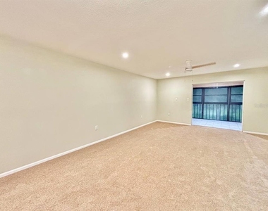 2661 Sabal Springs Circle - Photo Thumbnail 11