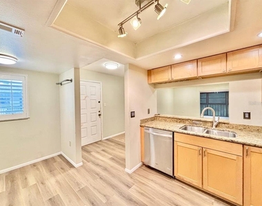 2661 Sabal Springs Circle - Photo Thumbnail 7