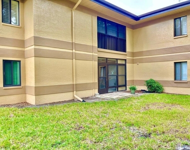 2661 Sabal Springs Circle - Photo Thumbnail 36
