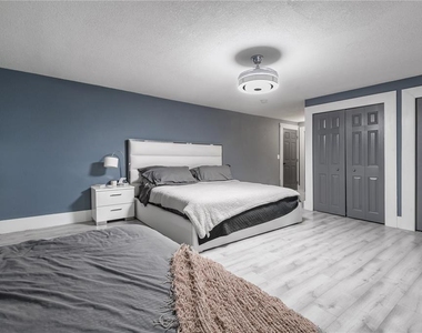806 E Hamilton Avenue - Photo Thumbnail 21