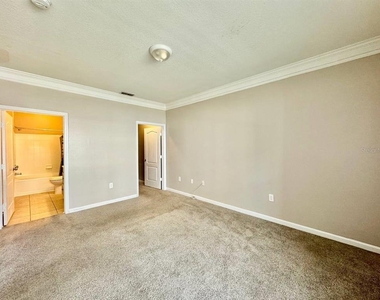 17942 Villa Creek Drive - Photo Thumbnail 15