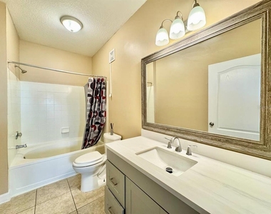 17942 Villa Creek Drive - Photo Thumbnail 17