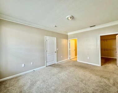 17942 Villa Creek Drive - Photo Thumbnail 14