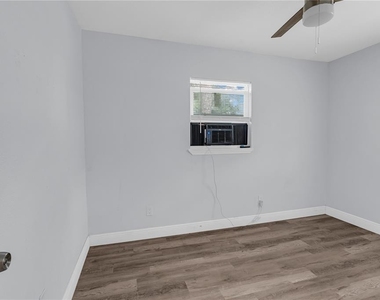 1701 E Nome Street - Photo Thumbnail 8