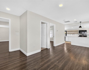 14352 Lawrence Street - Photo Thumbnail 3