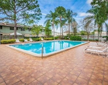 209 Red Cedar Place - Photo Thumbnail 25