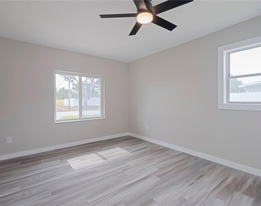 3730 75th Street N - Photo Thumbnail 17
