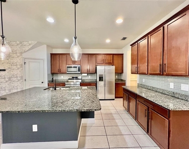 11674 Cambium Crown Drive - Photo Thumbnail 3