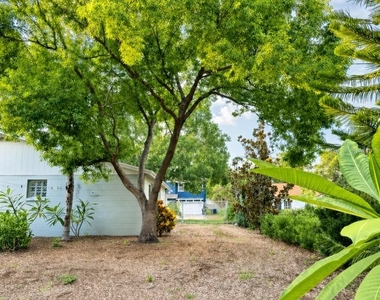 2840 W Shelton Avenue - Photo Thumbnail 20