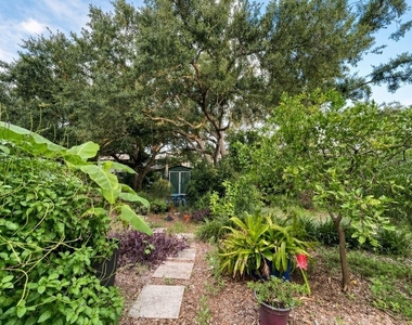2840 W Shelton Avenue - Photo Thumbnail 16