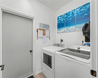 9397 Northcliffe Boulevard - Photo Thumbnail 43