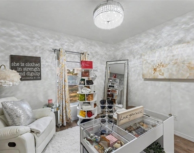 9397 Northcliffe Boulevard - Photo Thumbnail 38