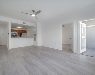 800 S Dakota Avenue - Photo Thumbnail 18