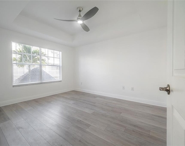 800 S Dakota Avenue - Photo Thumbnail 13