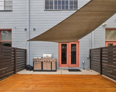 2509 W Azeele Street - Photo Thumbnail 37