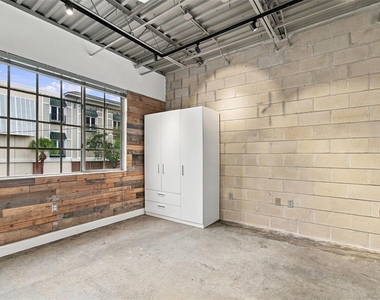 2509 W Azeele Street - Photo Thumbnail 19