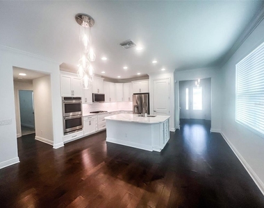 3847 Mellon Drive - Photo Thumbnail 3