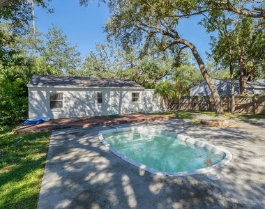 4318 S West Shore Boulevard - Photo Thumbnail 14