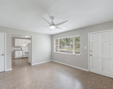 3301 W Louisiana Avenue - Photo Thumbnail 4