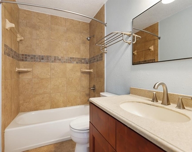 4859 Coquina Key Drive Se - Photo Thumbnail 13